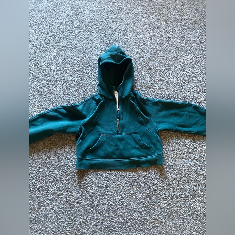 Lululemon Scuba Cropped Green Half-Zip Hoodie